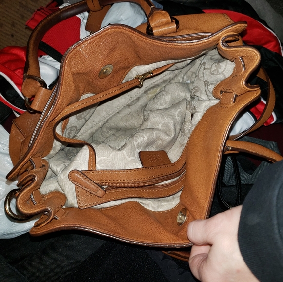 Michael kors handbag - Picture 2 of 2